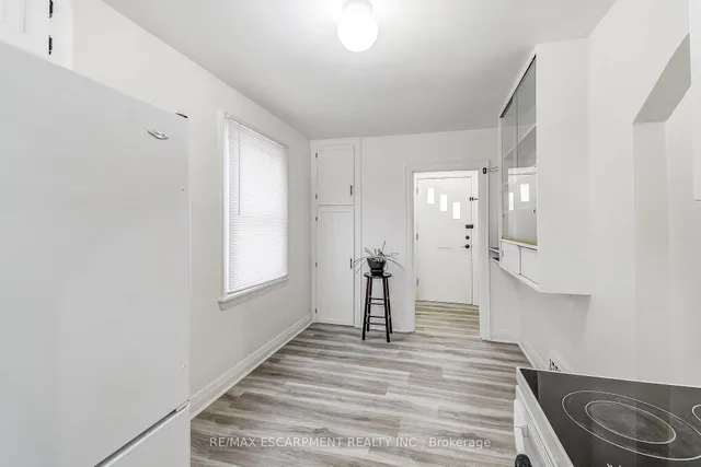 Additional property image - 14 WALKER Ave