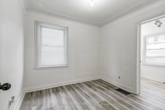 Additional property image - 14 WALKER Ave
