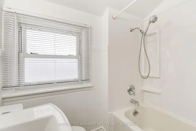 Additional property image - 14 WALKER Ave