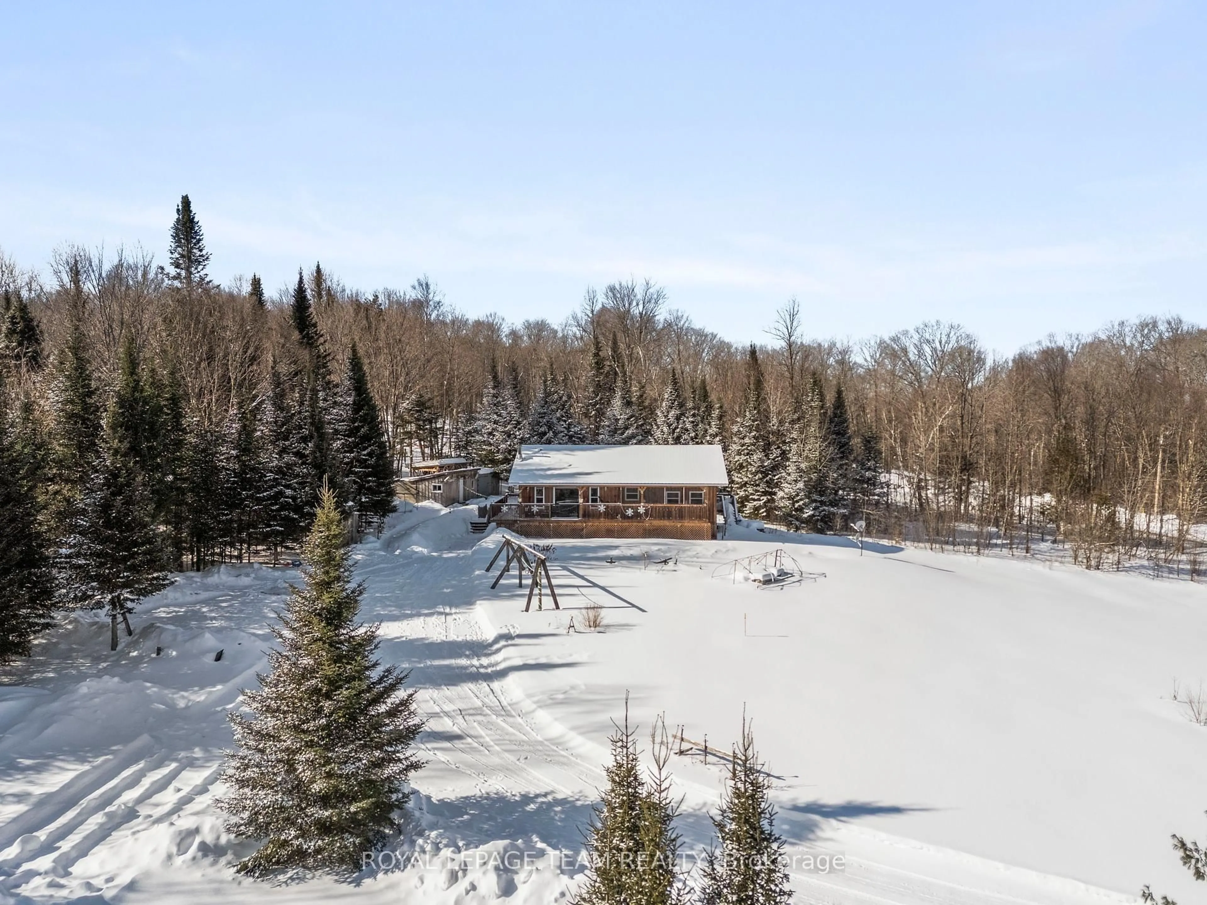 A pic from outside/outdoor area/front of a property/back of a property/a pic from drone, water/lake/river/ocean view for 105 HEINS Rd, Brudenell, Lyndoch and Raglan Ontario K0J 2E0