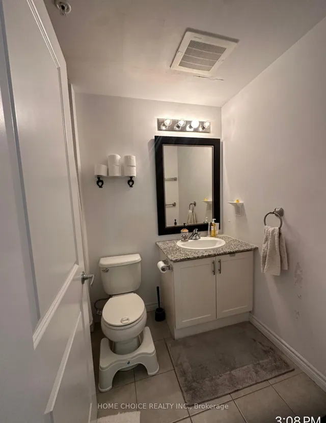Additional property image - 427 ABERDEEN Ave Unit 302