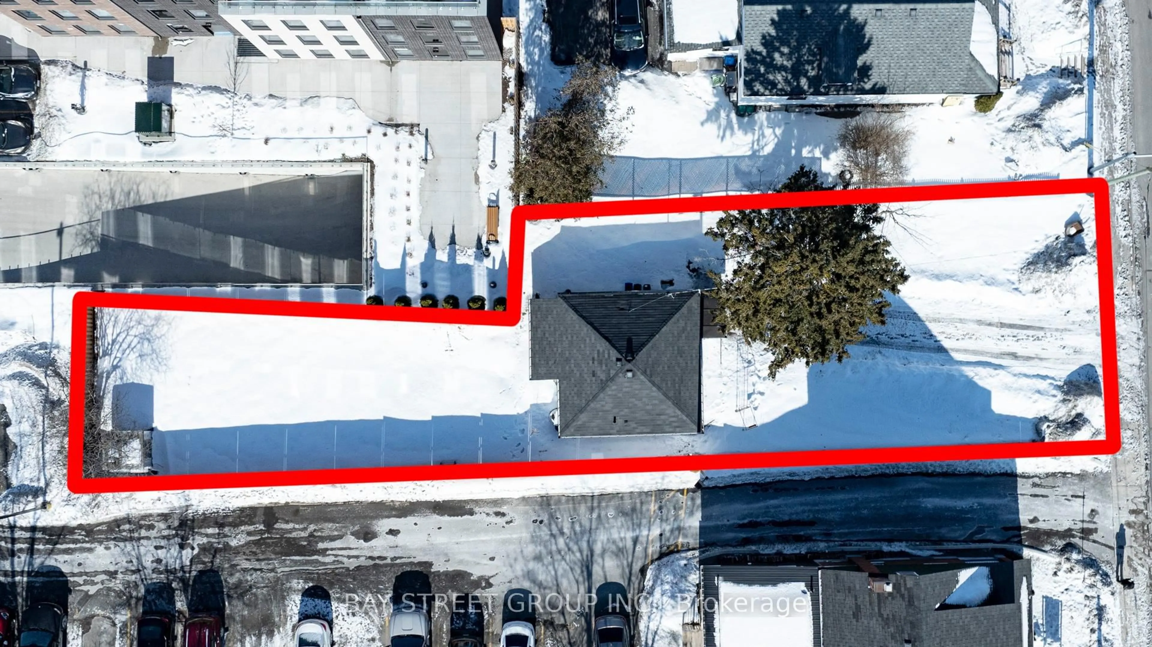 A pic from outside/outdoor area/front of a property/back of a property/a pic from drone, building for 395 A William St, Cobourg Ontario K9A 3A1