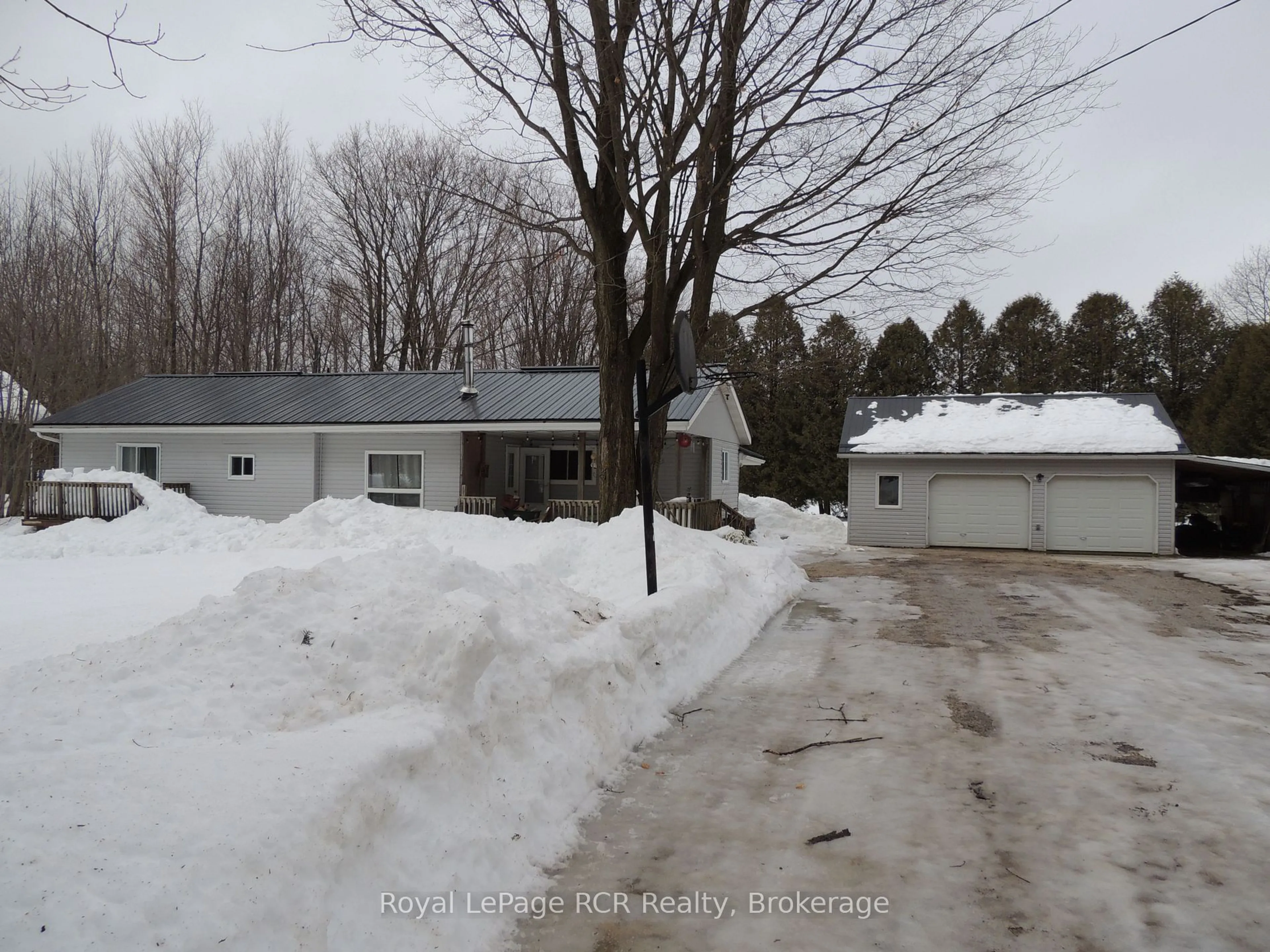 A pic from outside/outdoor area/front of a property/back of a property/a pic from drone, unknown for 175 NAPOLEAN St, Grey Highlands Ontario N0C 1E0