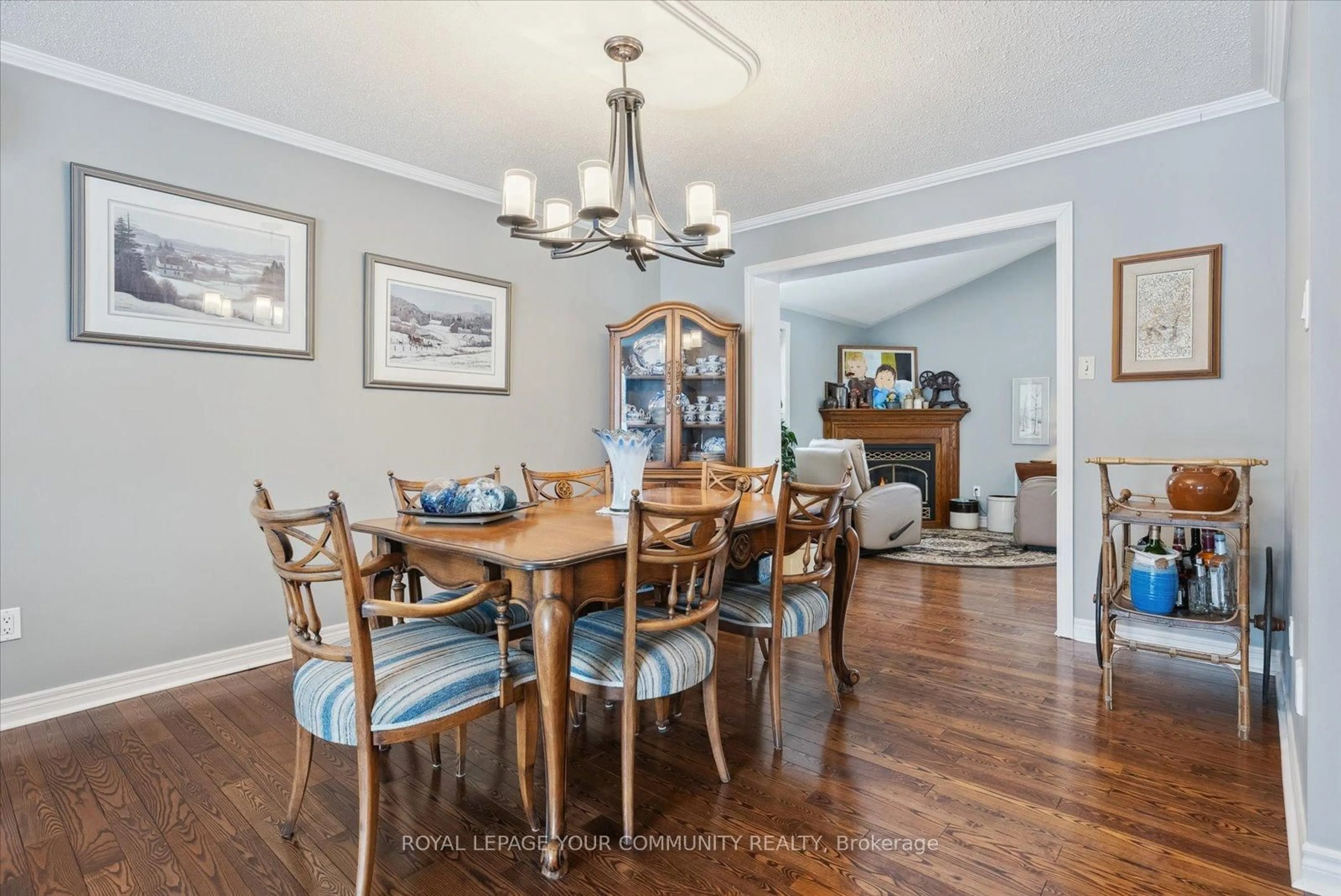 Dining room, wood/laminate floor for 344 Old Surrey Lane, Kawartha Lakes Ontario K0M 1A0