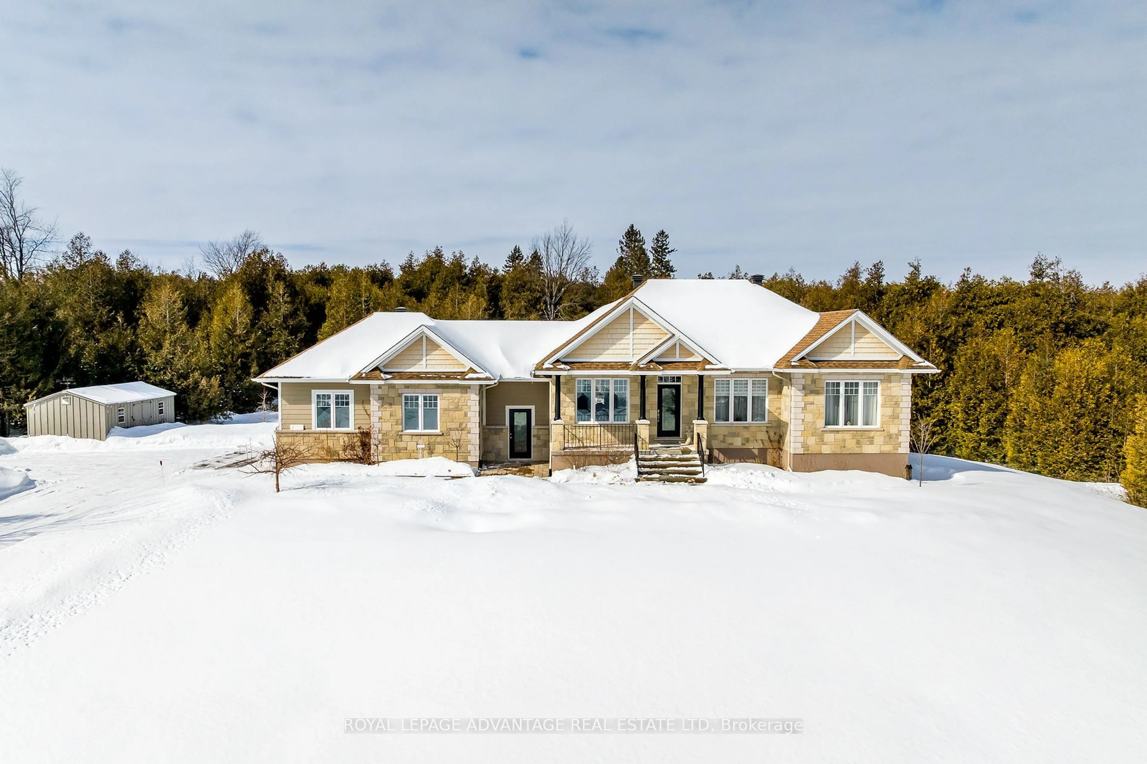 A pic from outside/outdoor area/front of a property/back of a property/a pic from drone, unknown for 108 Aaron Merrick Dr, Merrickville-Wolford Ontario K0G 1N0