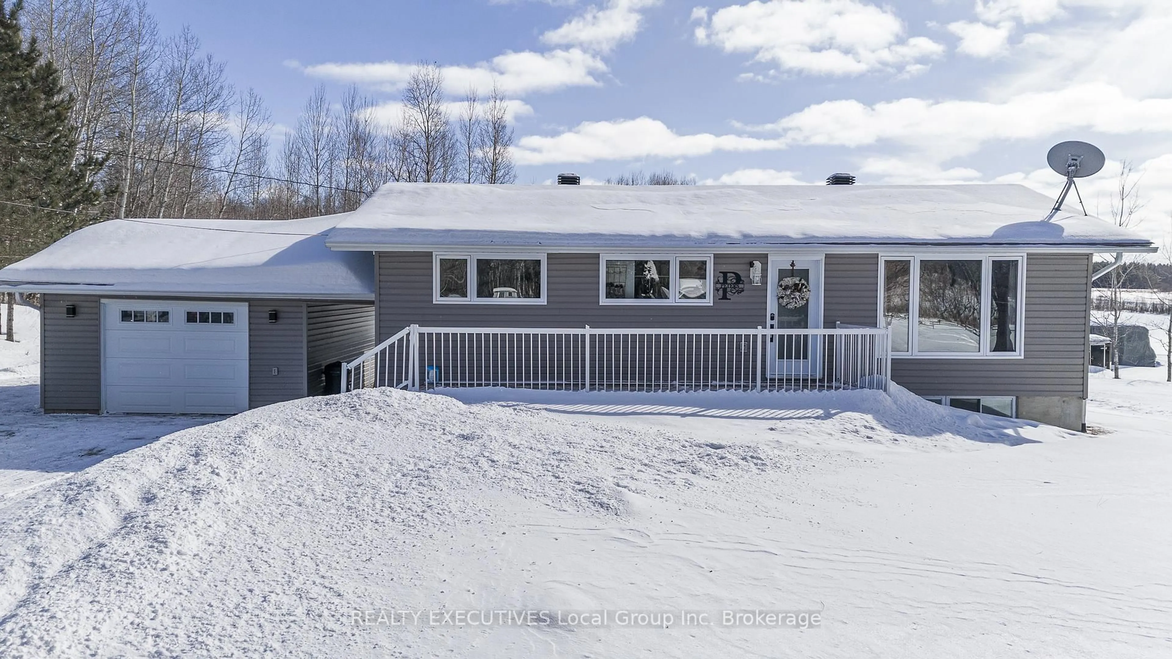 Unknown for 843 River Rd, Chisholm Ontario P0H 1B0