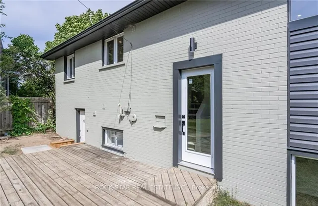 Additional property image - 694 Upper Ottawa St