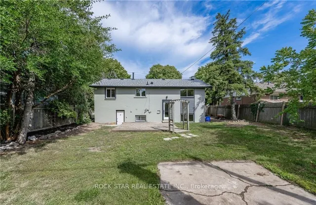 Additional property image - 694 Upper Ottawa St