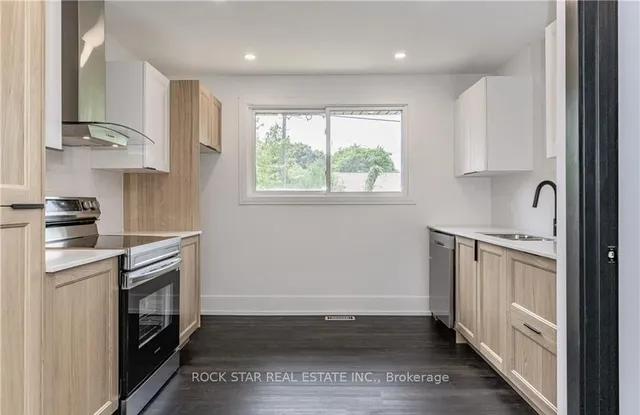 Additional property image - 694 Upper Ottawa St