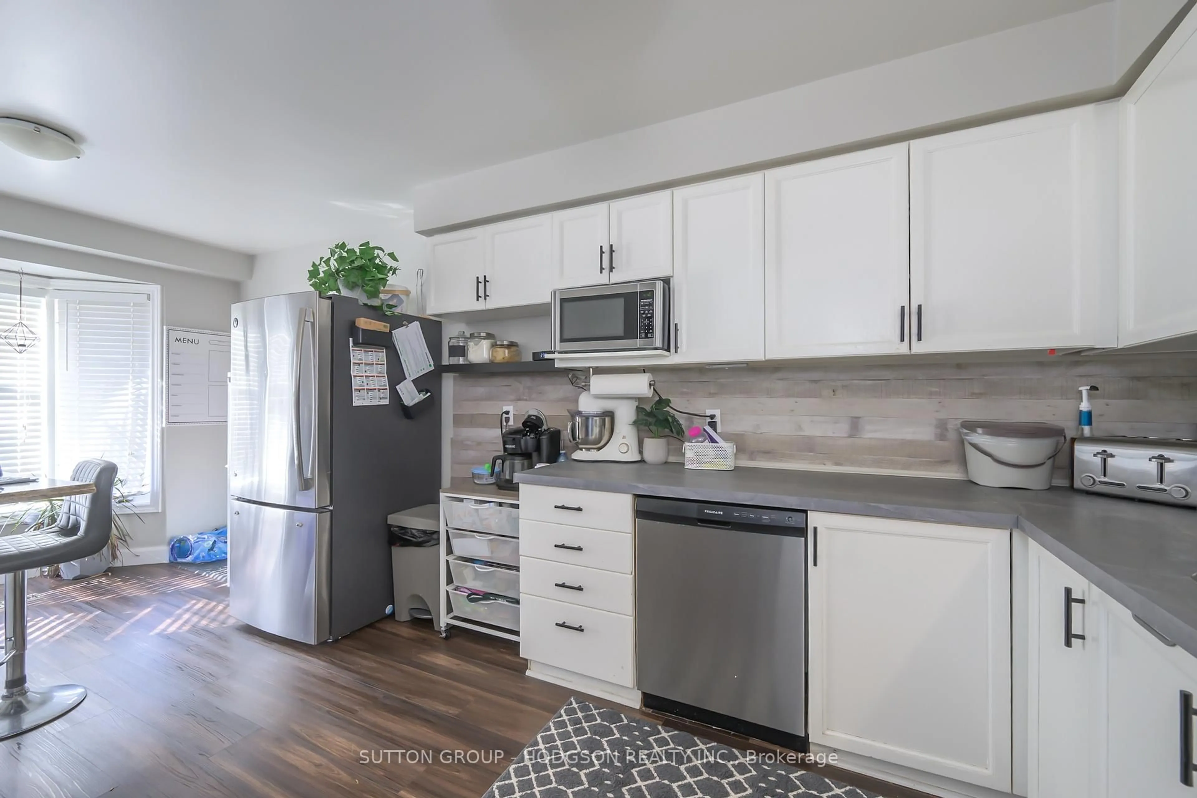 Open concept kitchen, unknown for 9 Ailsa Pl #43, London Ontario N5Z 4Z6