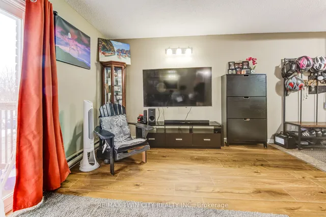 Additional property image - 266 Overlea Dr