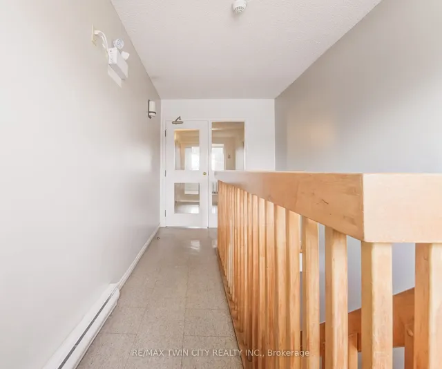 Additional property image - 266 Overlea Dr