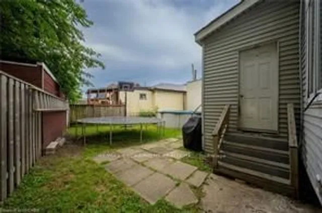 Additional property image - 372 Beach Rd