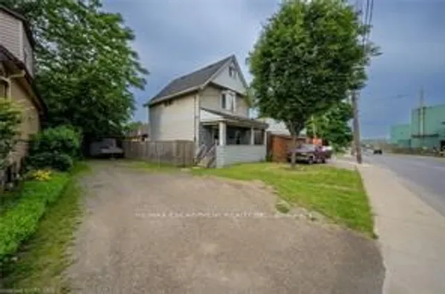 Additional property image - 372 Beach Rd