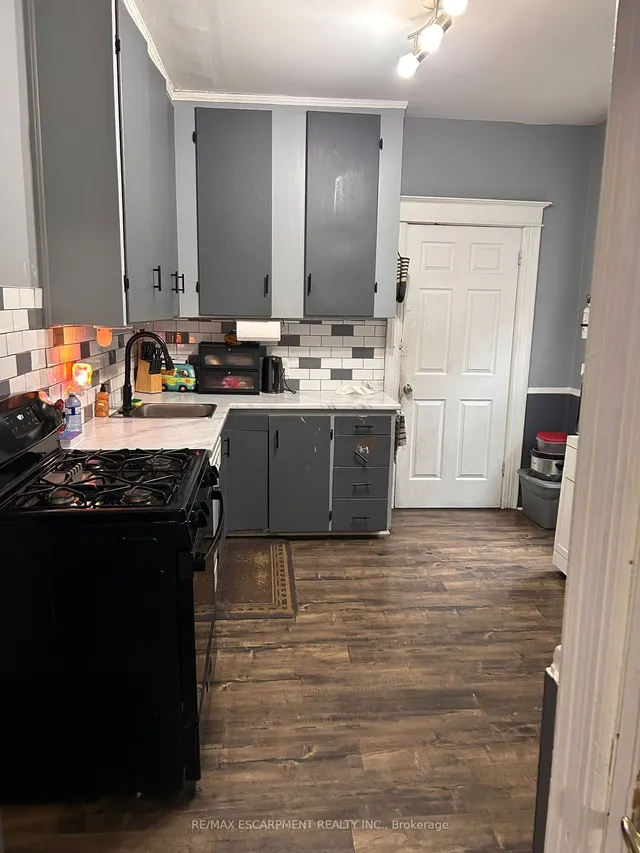Additional property image - 372 Beach Rd