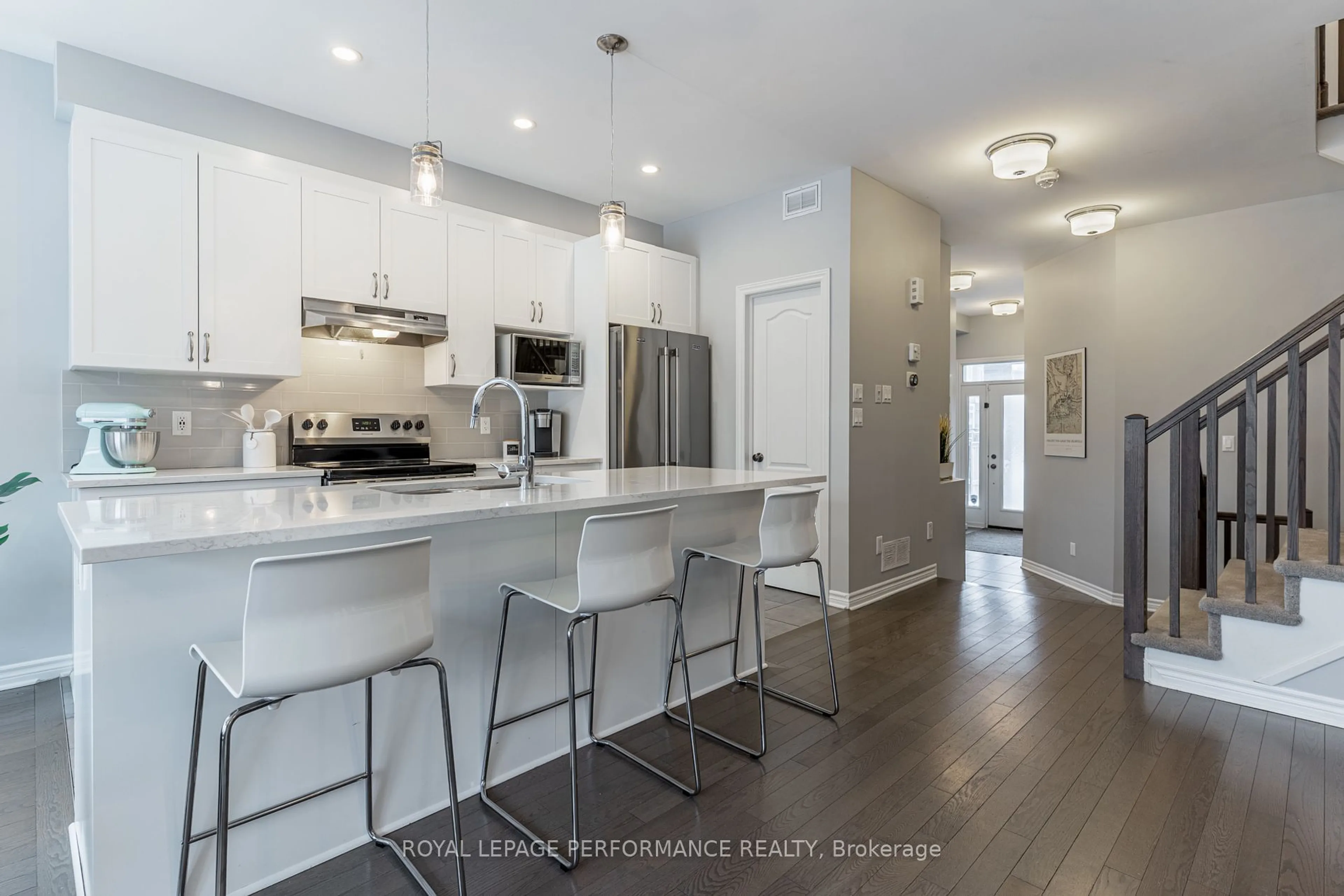 Open concept kitchen, unknown for 330 Wood Acres Grve, Blossom Park - Airport and Area Ontario K1T 0M6