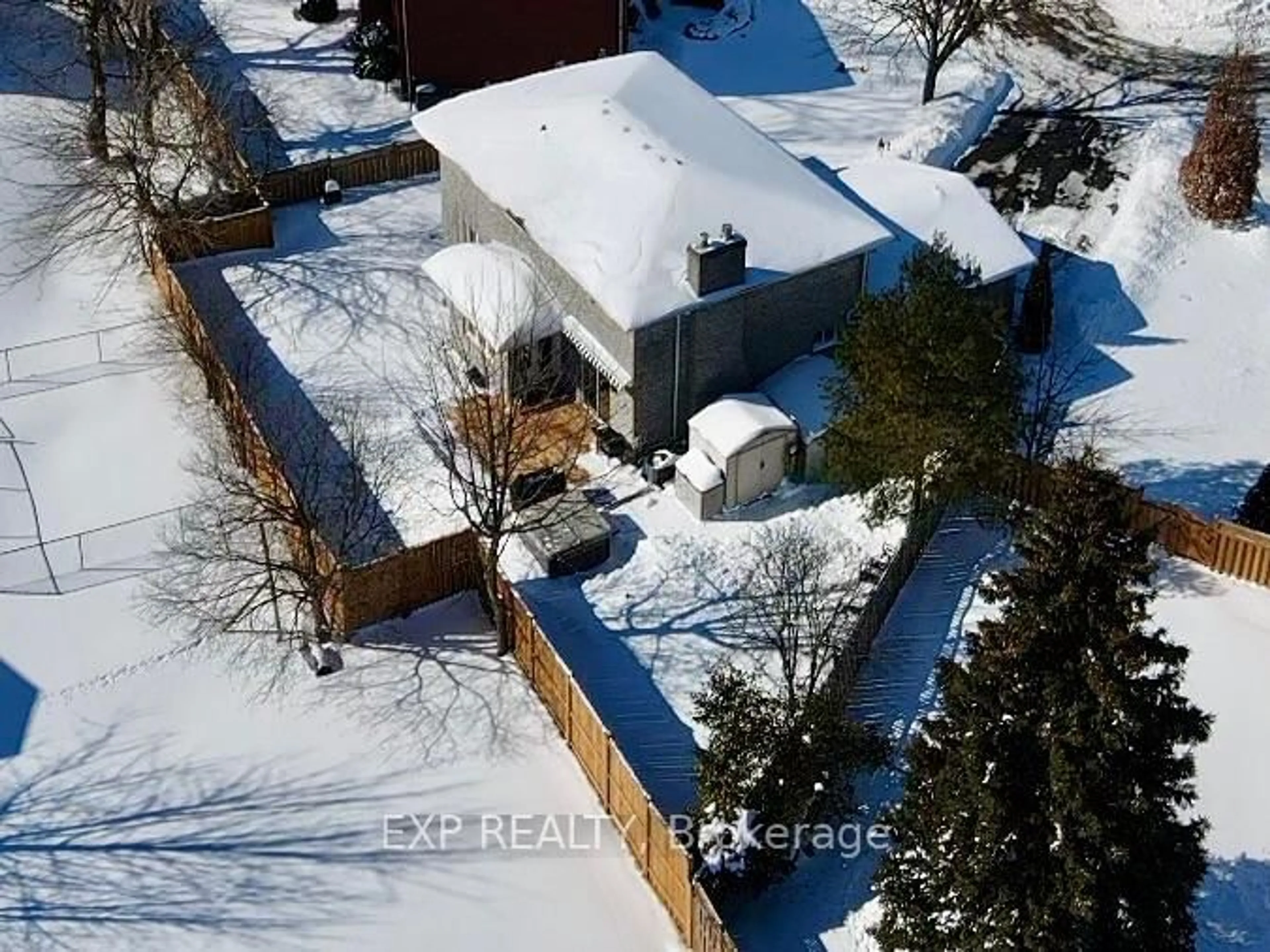 A pic from outside/outdoor area/front of a property/back of a property/a pic from drone, unknown for 10 Thompson Crt, Belleville Ontario K8P 5C3