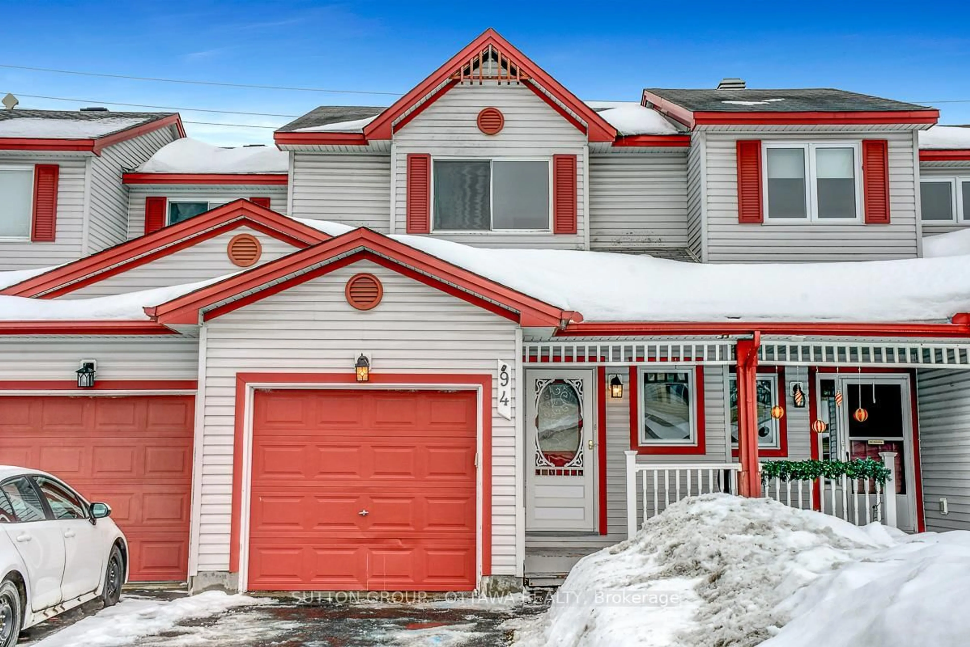 Home with vinyl exterior material, street for 94 Crampton Dr, Carleton Place Ontario K7C 4P7