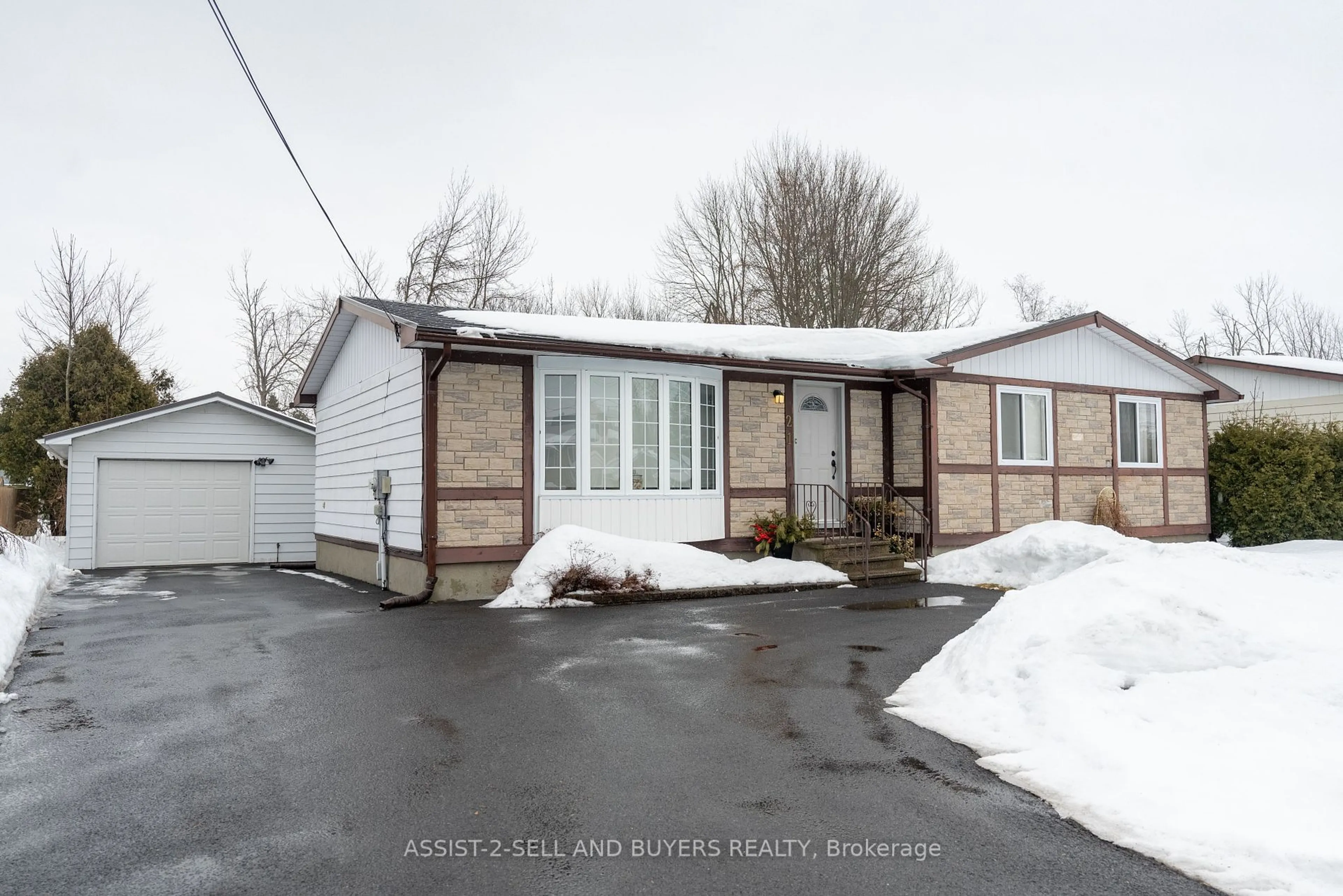 Unknown for 21 Piercy St, South Stormont Ontario L3Z 3E5