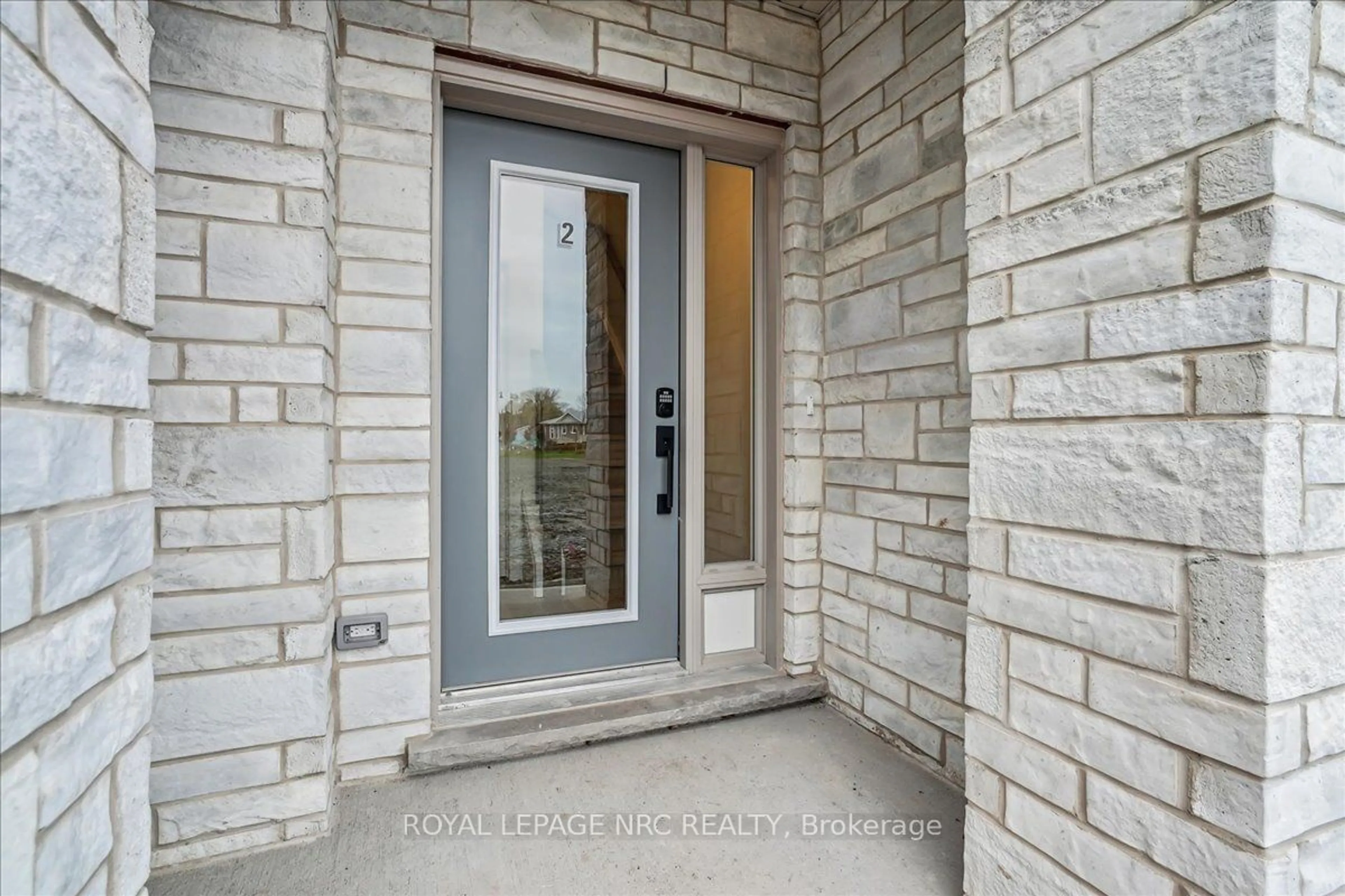 Indoor entryway for 29 Cyclone Way #2, Fort Erie Ontario L0S 1B0