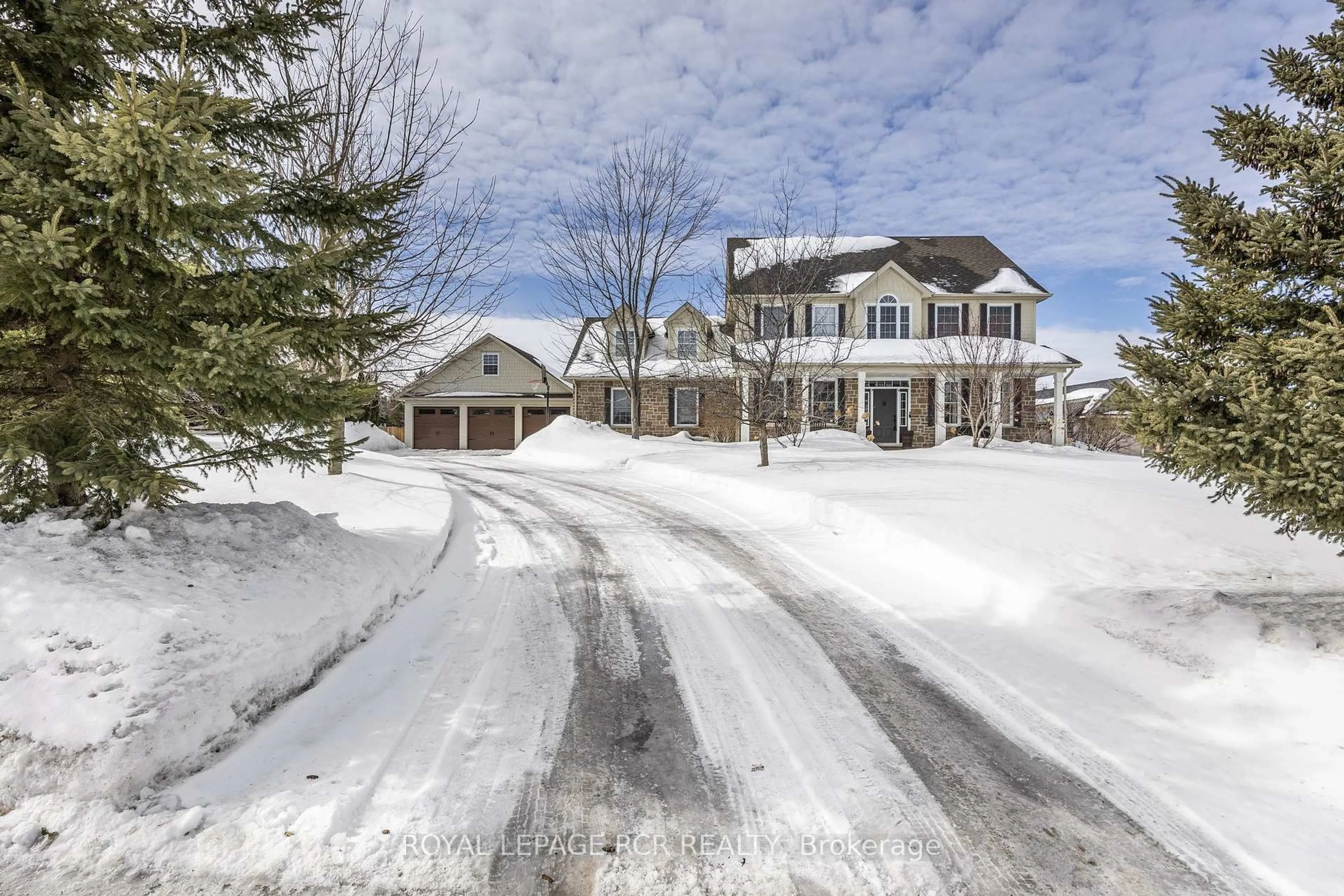 A pic from outside/outdoor area/front of a property/back of a property/a pic from drone, street for 713094 1st Line EHS Line, Mono Ontario L9W 5K4