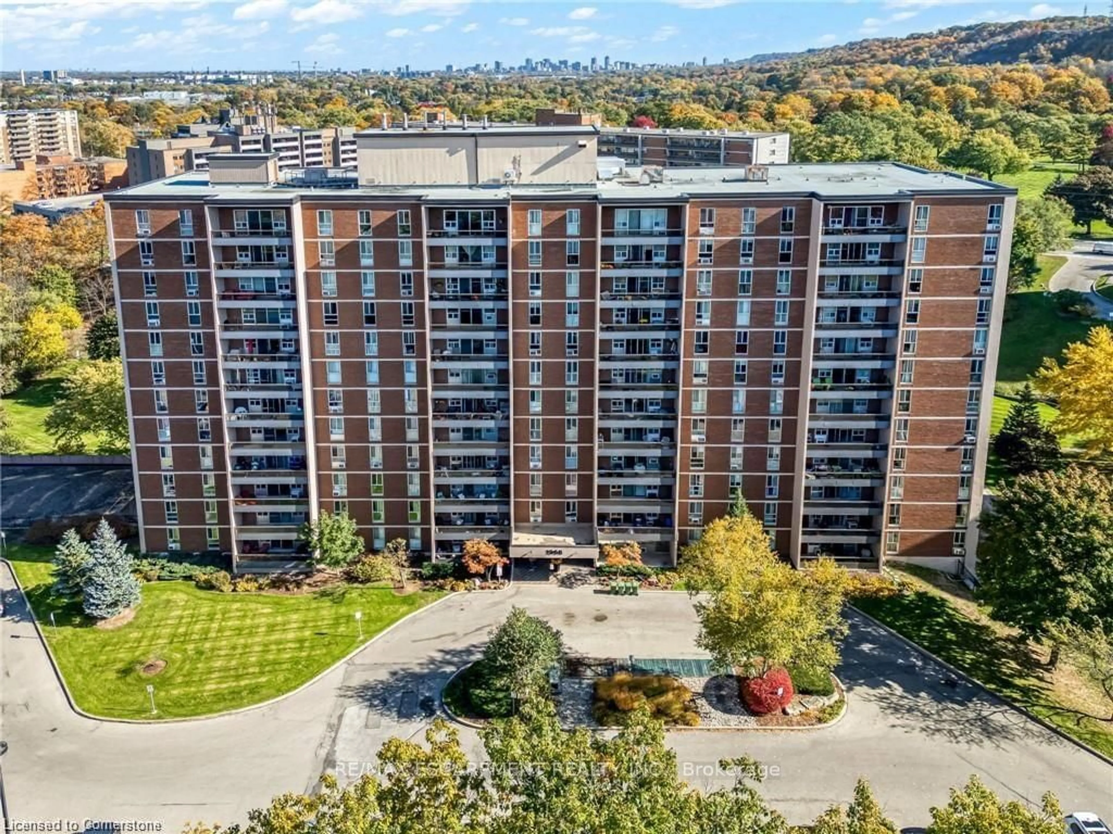 A pic from outside/outdoor area/front of a property/back of a property/a pic from drone, city buildings view from balcony for 1966 Main St #1106, Hamilton Ontario L8S 1J6