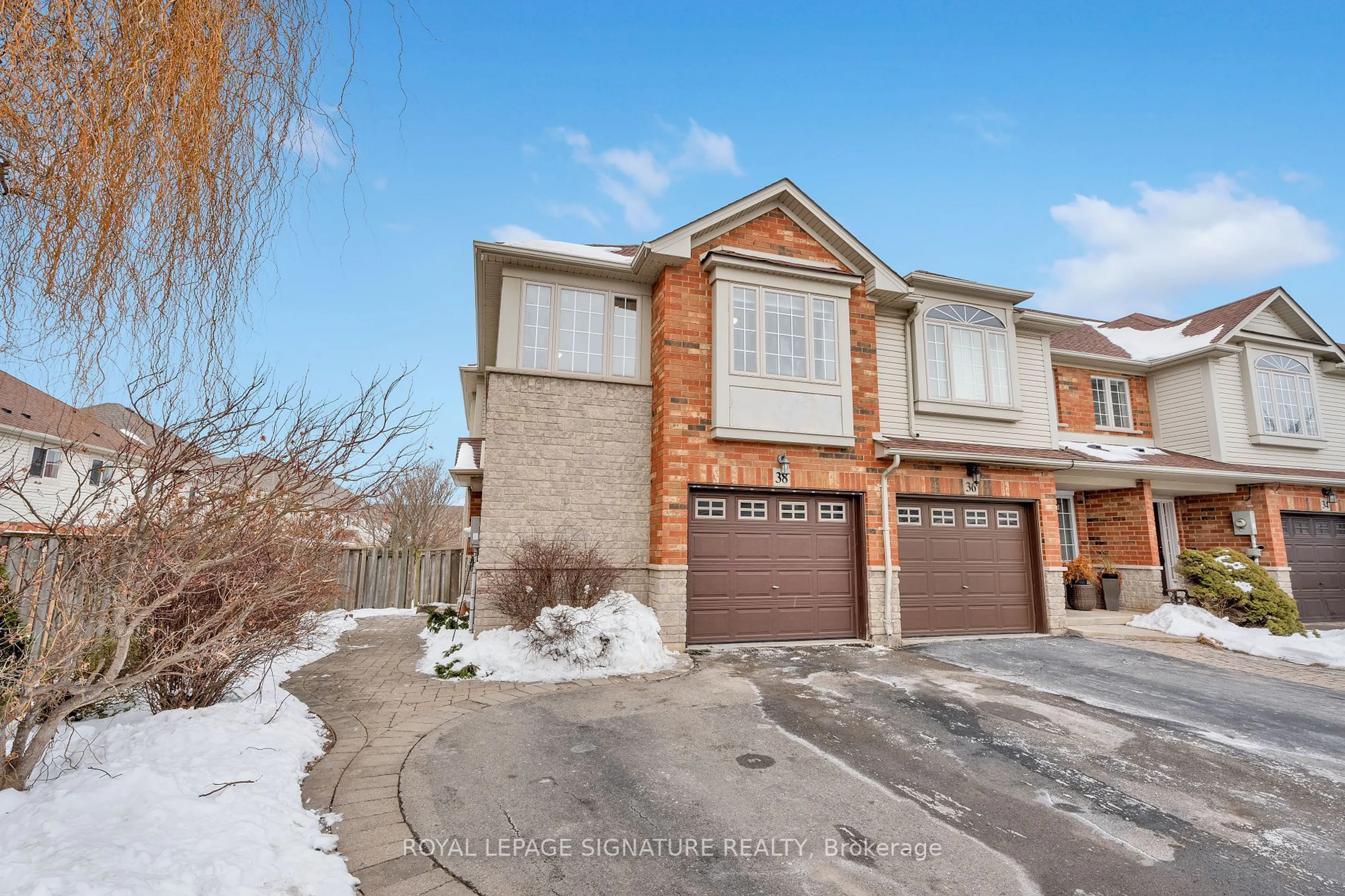 Home with brick exterior material, street for 38 Elderberry Ave, Grimsby Ontario L3M 5R5