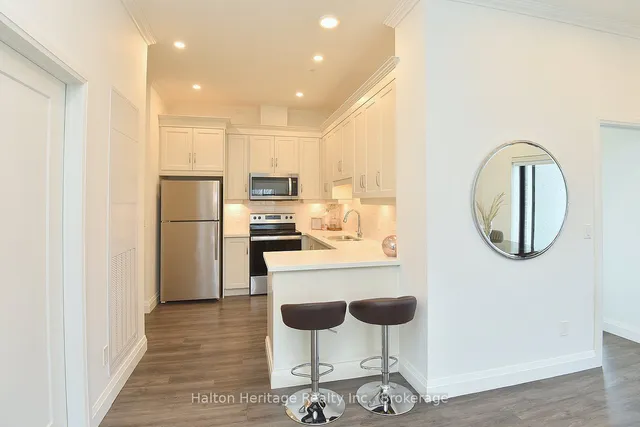 Additional property image - 30 Hamilton St Unit 106