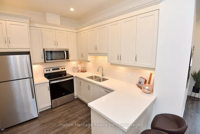 Additional property image - 30 Hamilton St Unit 106