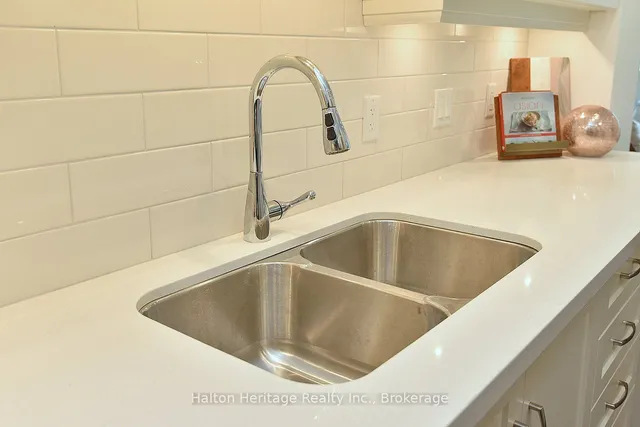 Additional property image - 30 Hamilton St Unit 106