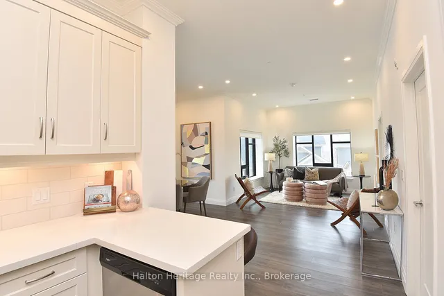 Additional property image - 30 Hamilton St Unit 106