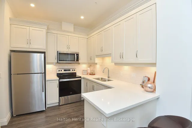 Additional property image - 30 Hamilton St Unit 106