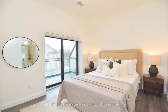Additional property image - 30 Hamilton St Unit 106
