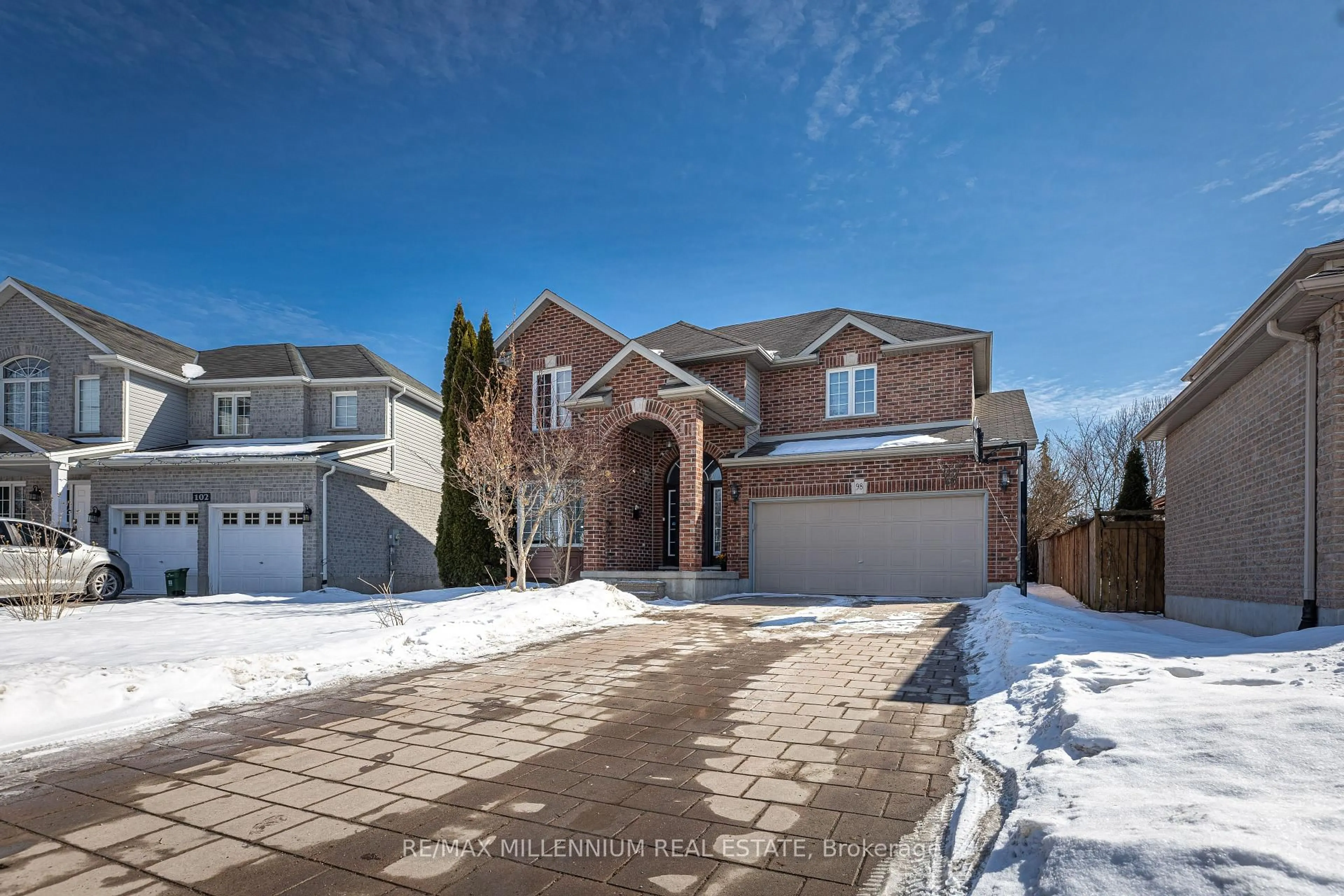 Unknown for 98 Greyrock Cres, London East Ontario N5Y 6L4