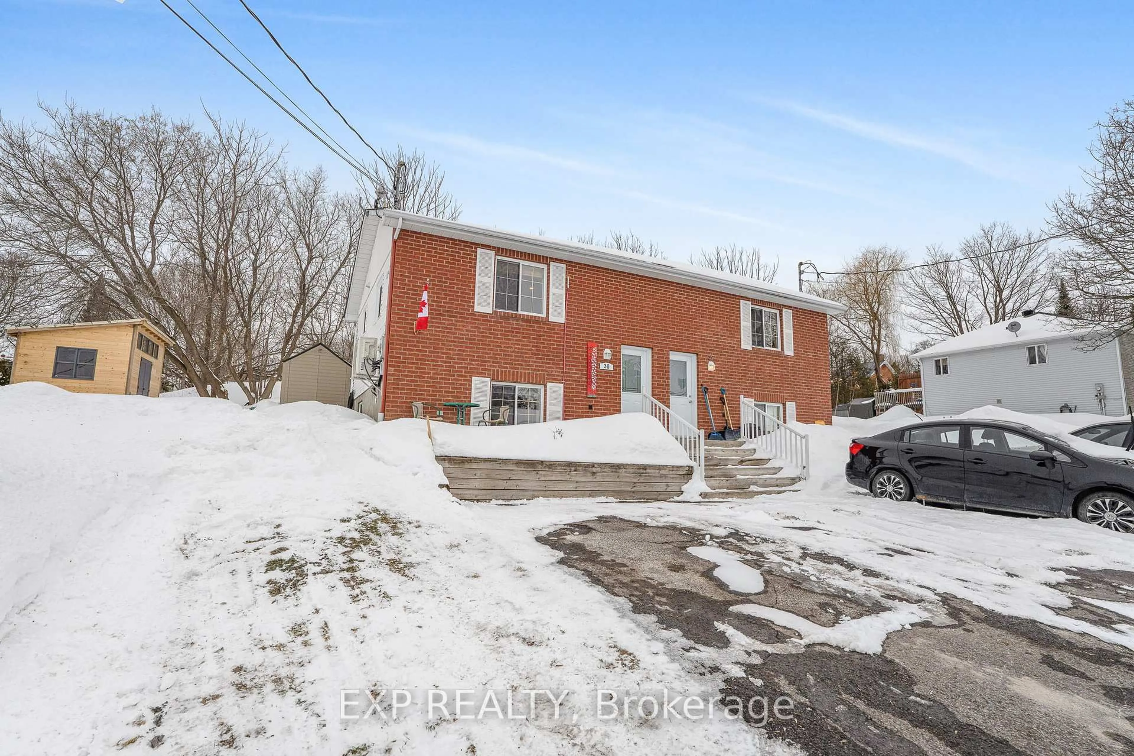 A pic from outside/outdoor area/front of a property/back of a property/a pic from drone, street for 38 Elizabeth St, Champlain Ontario K0B 1R0