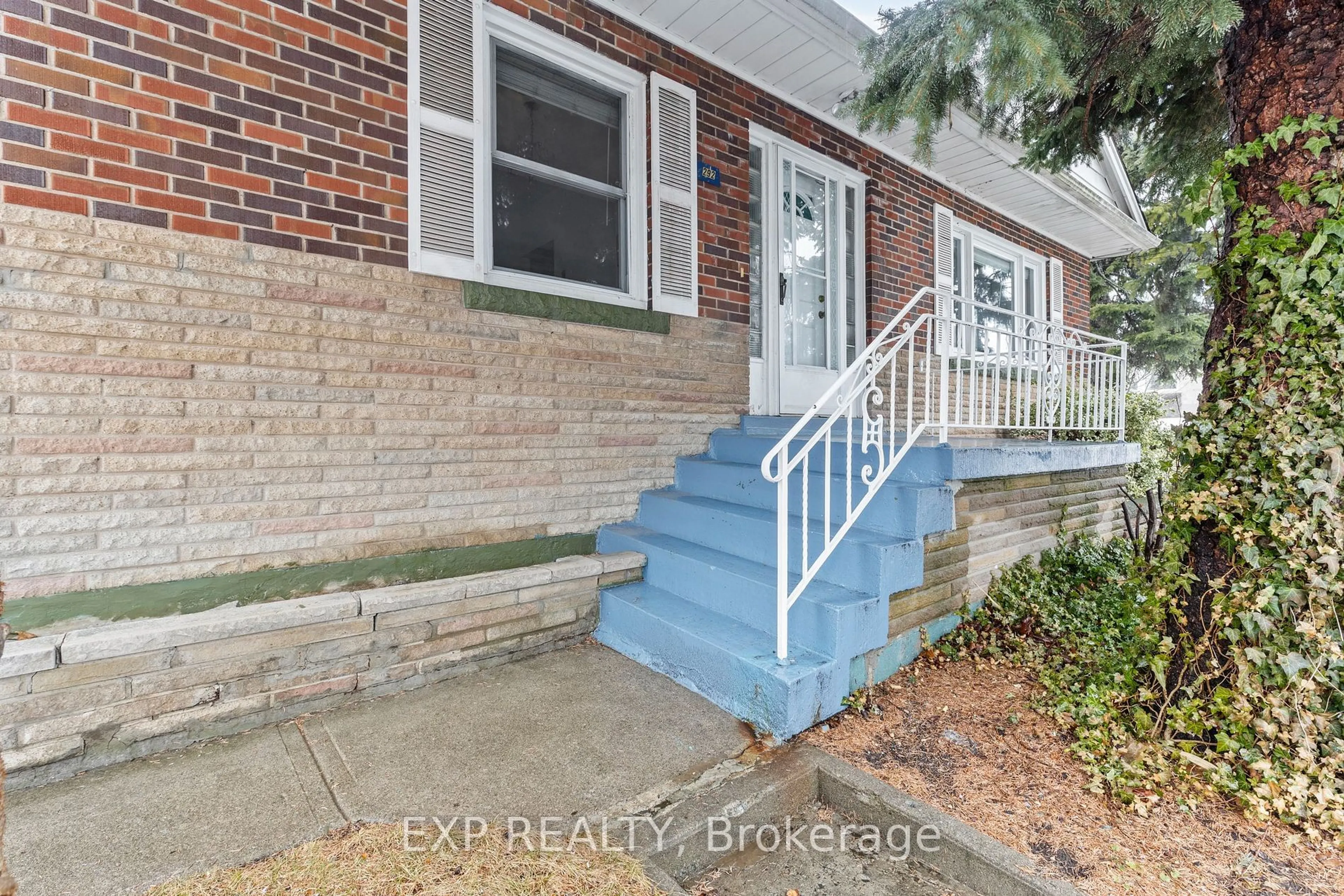 Unknown for 292 Glenholme Ave, Hamilton Ontario L8K 3M3