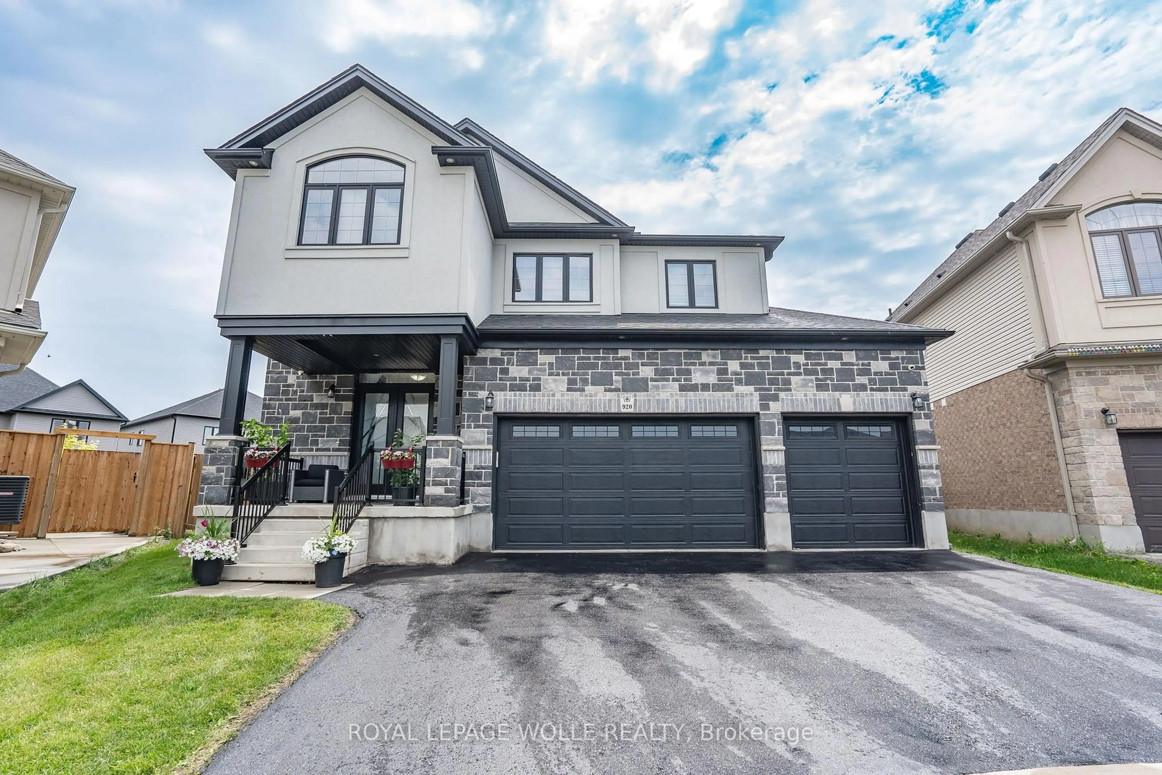 Home with brick exterior material, street for 920 River Ridge Crt, Kitchener Ontario N2A 0H2