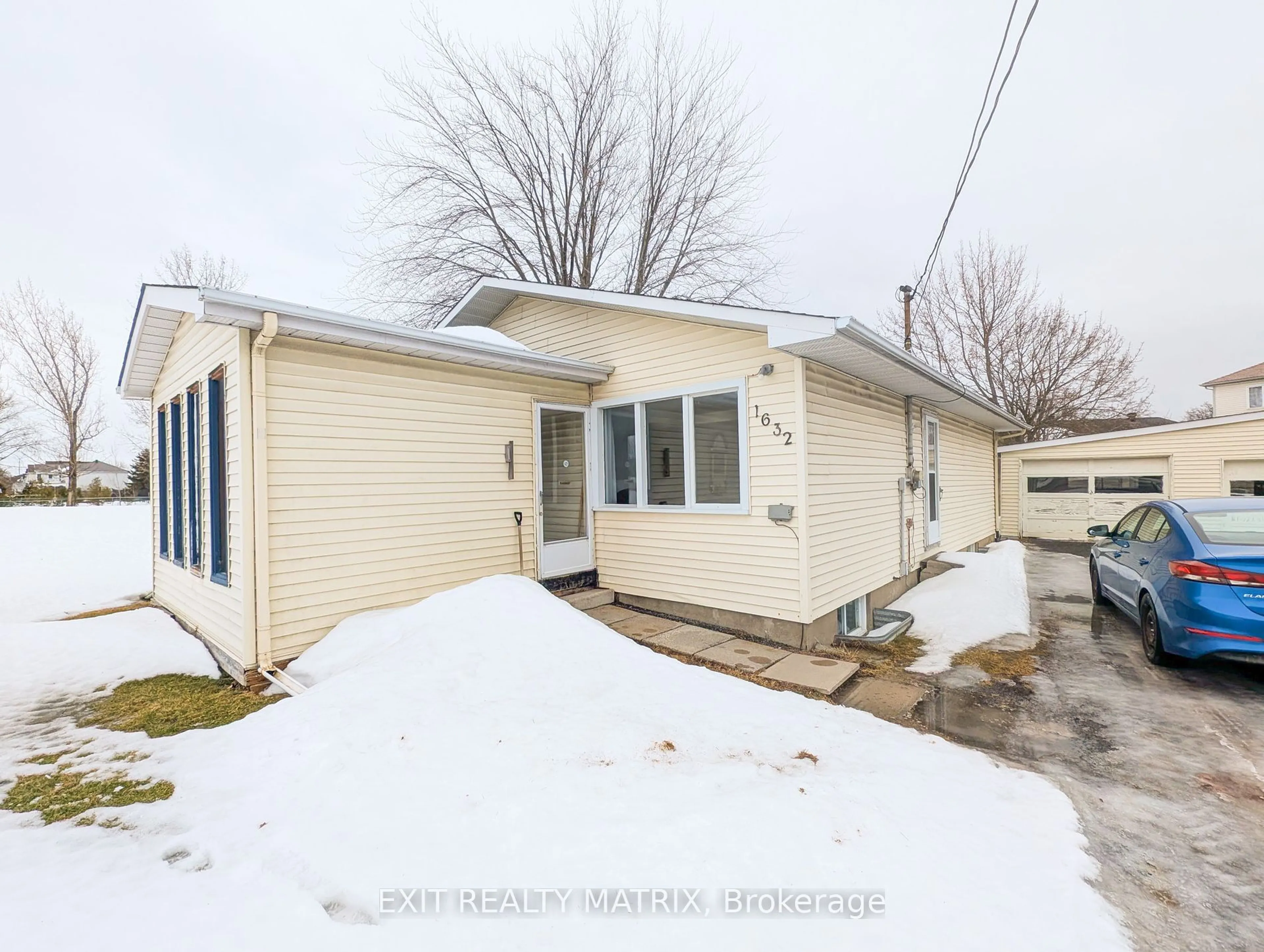 Unknown for 1632 Trim Rd, Orleans Ontario K4A 3P8