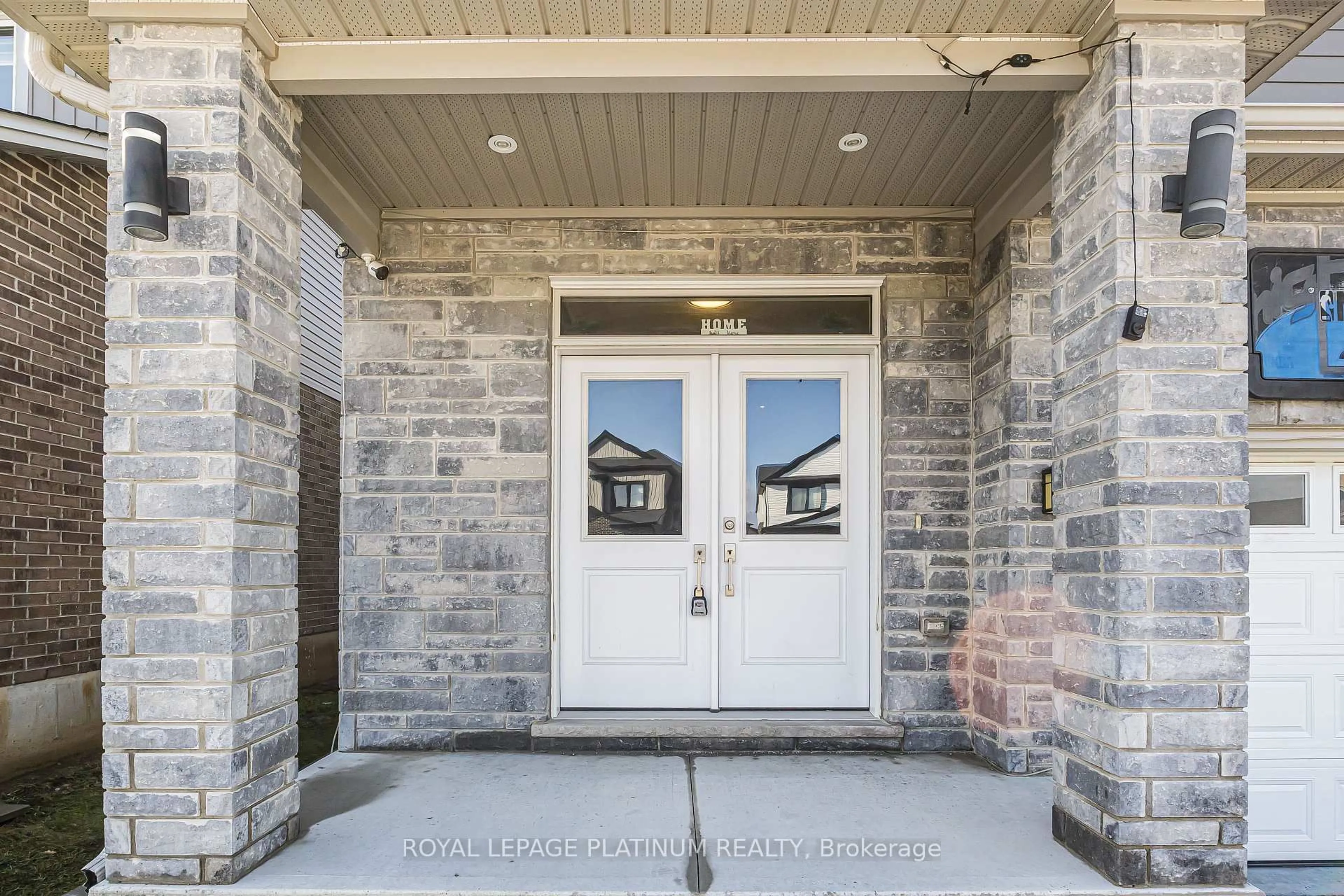 Indoor entryway for 2248 Constance Ave, London Ontario N6M 0G6