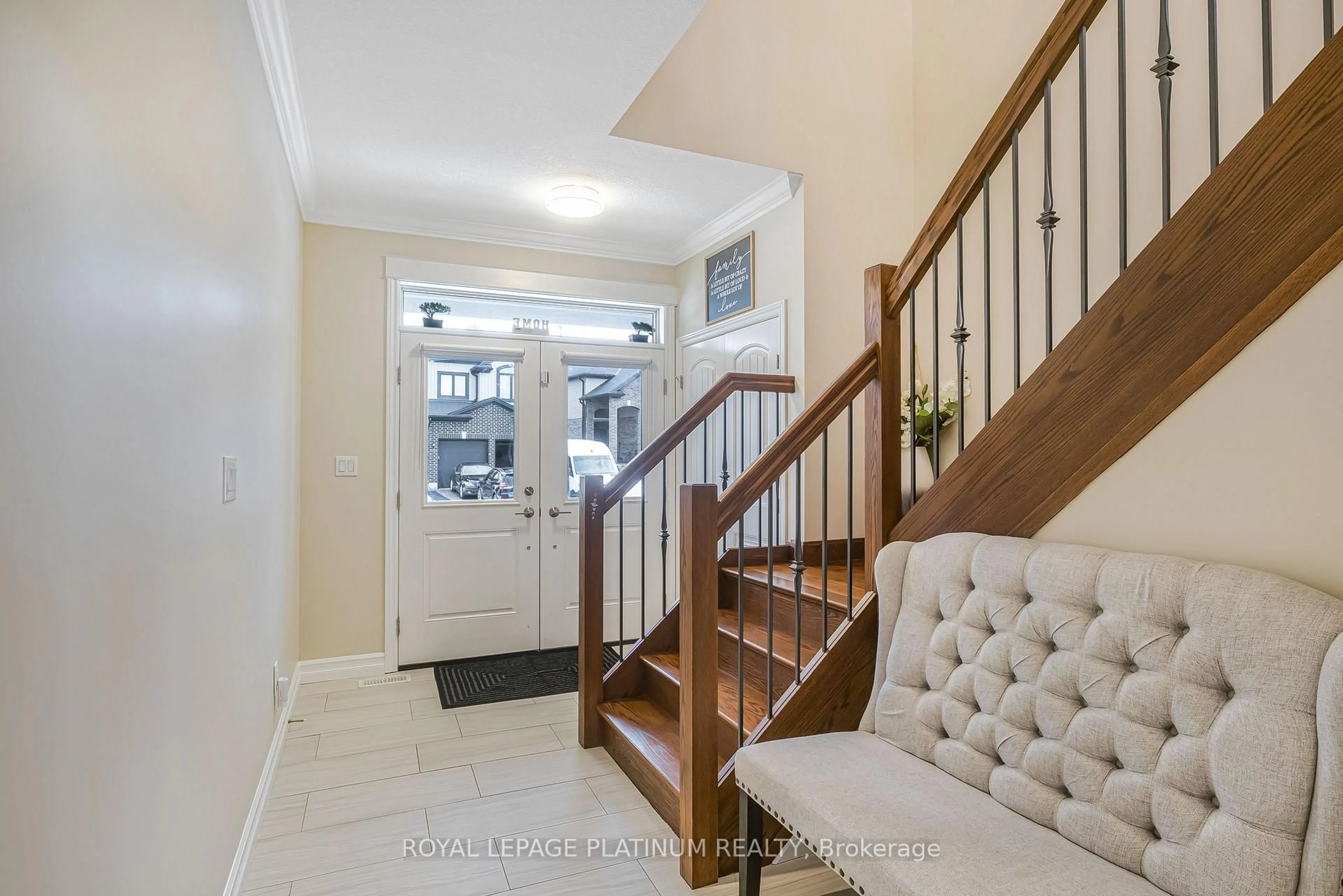 Indoor entryway for 2248 Constance Ave, London Ontario N6M 0G6