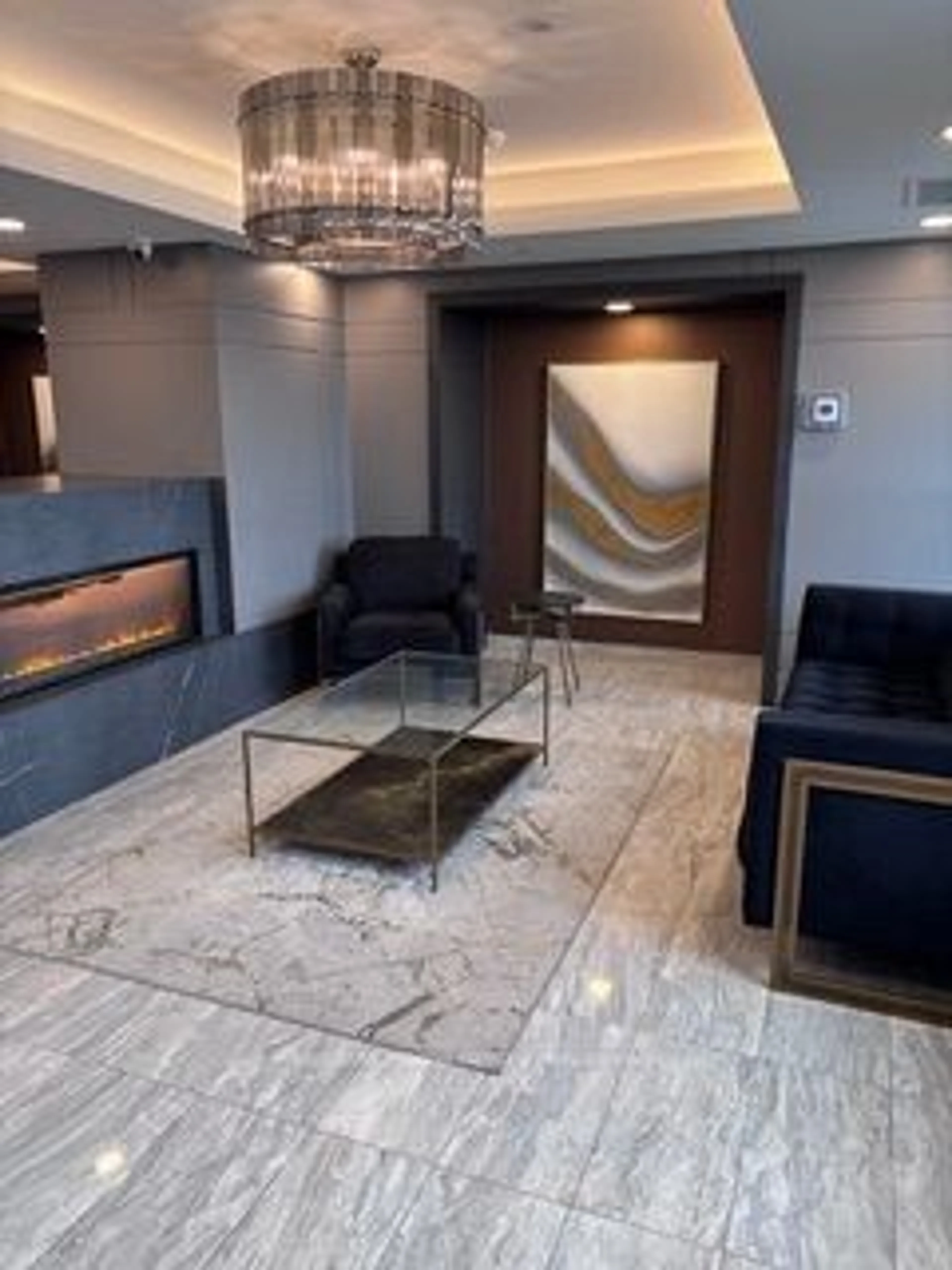 Lobby for 5055 Greenlane Rd #416, Lincoln Ontario L3J 2J3