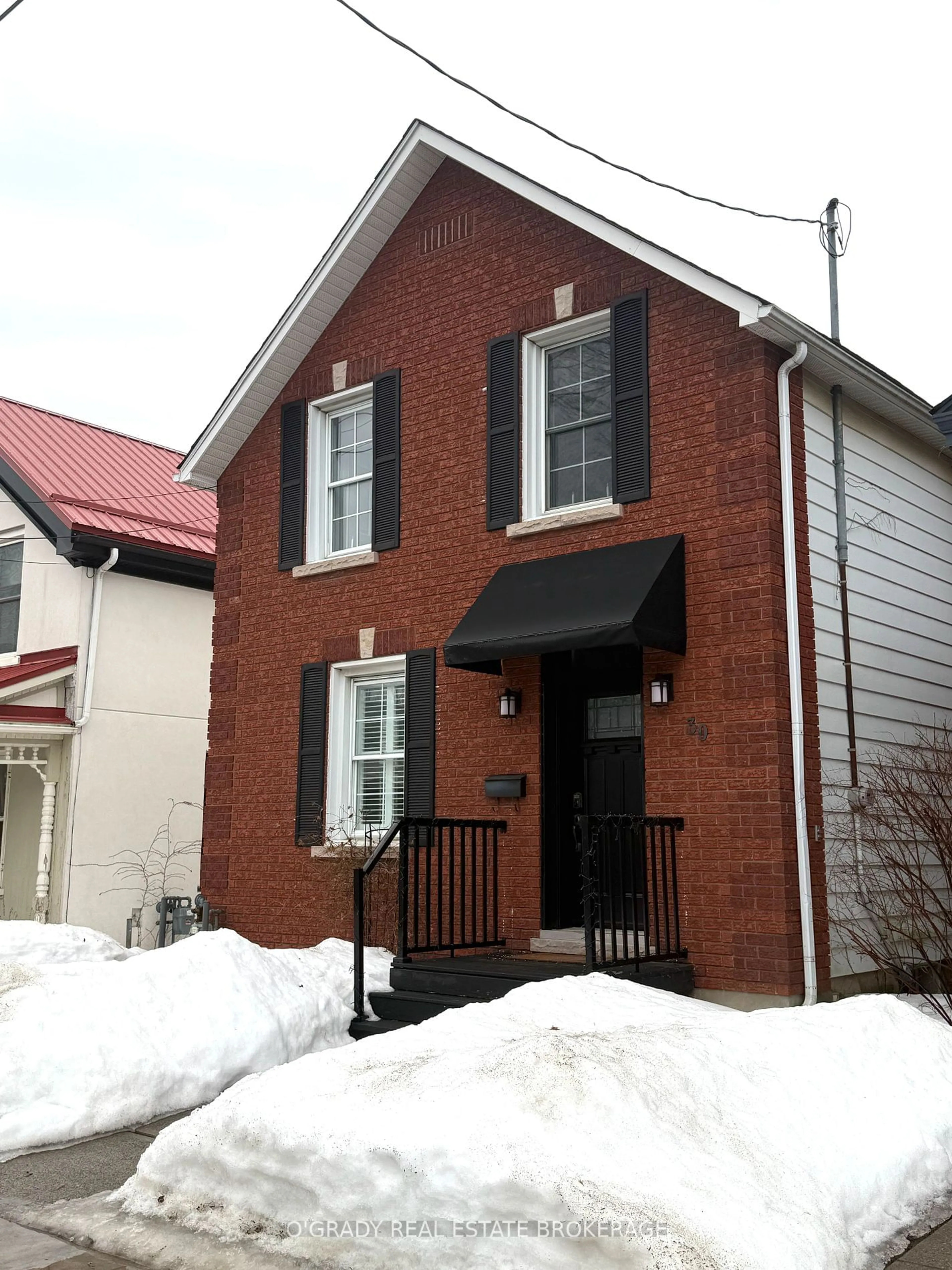 Home with brick exterior material, street for 39 James St, Brockville Ontario K6V 1K3