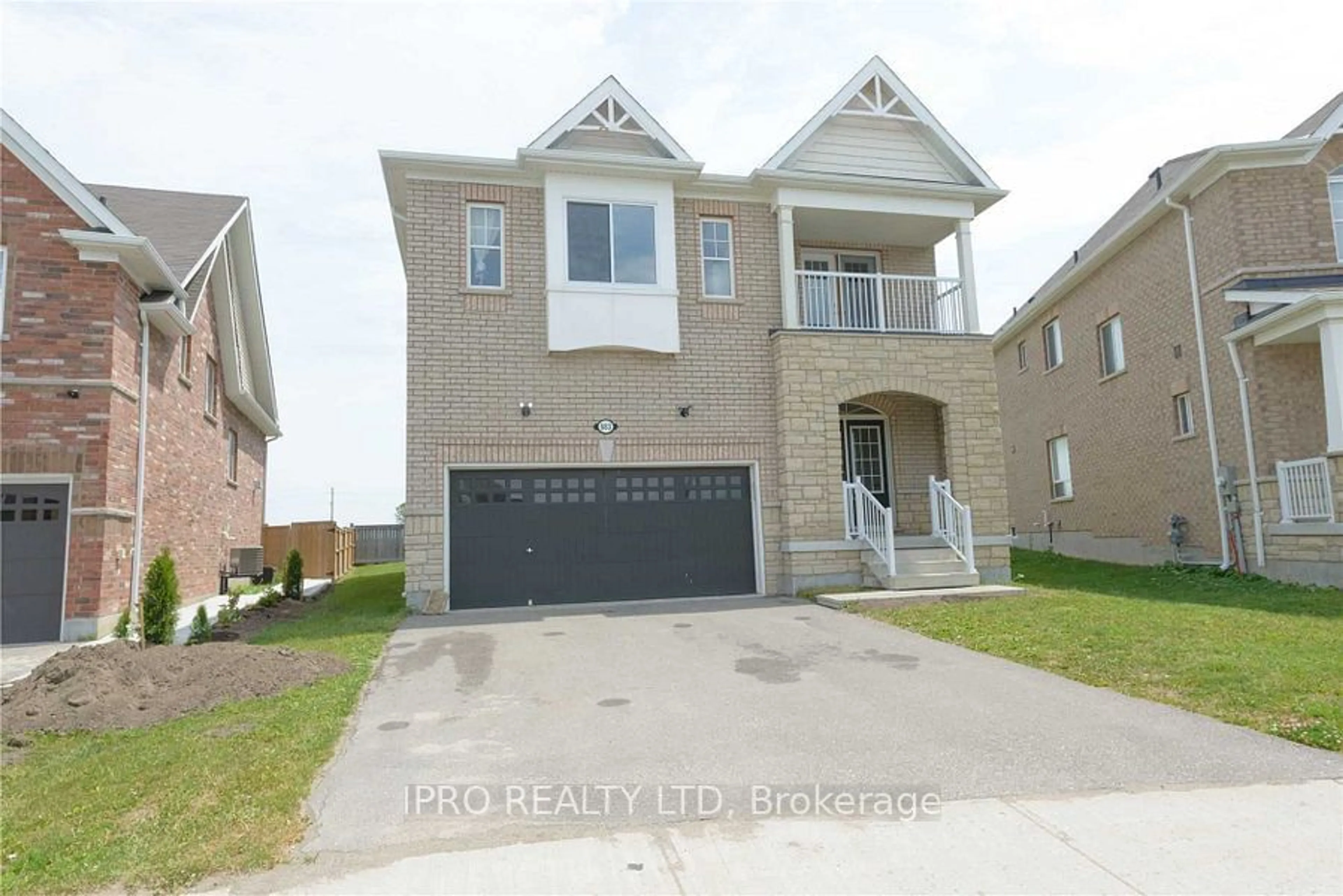 Home with brick exterior material, street for 683 Hammond St, Shelburne Ontario L9V 3S2