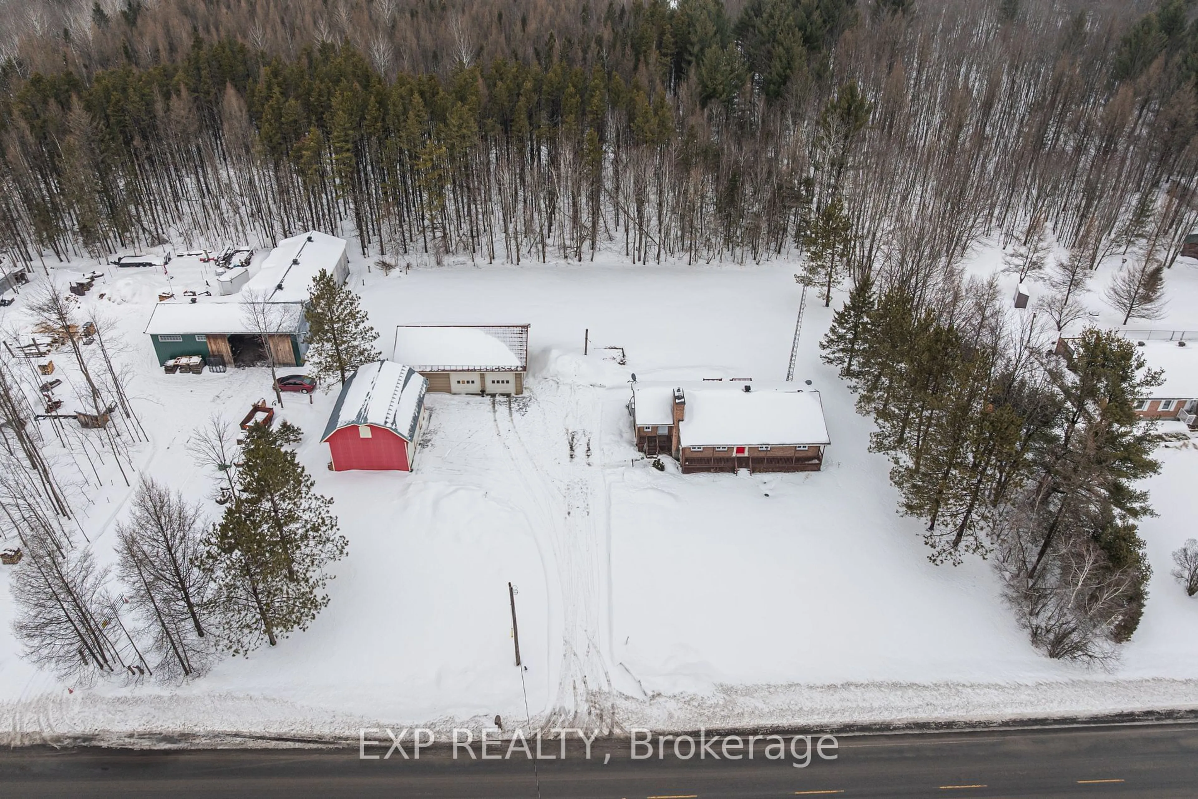 A pic from outside/outdoor area/front of a property/back of a property/a pic from drone, building for 186 200 Rte, The Nation Ontario K0A 1M0