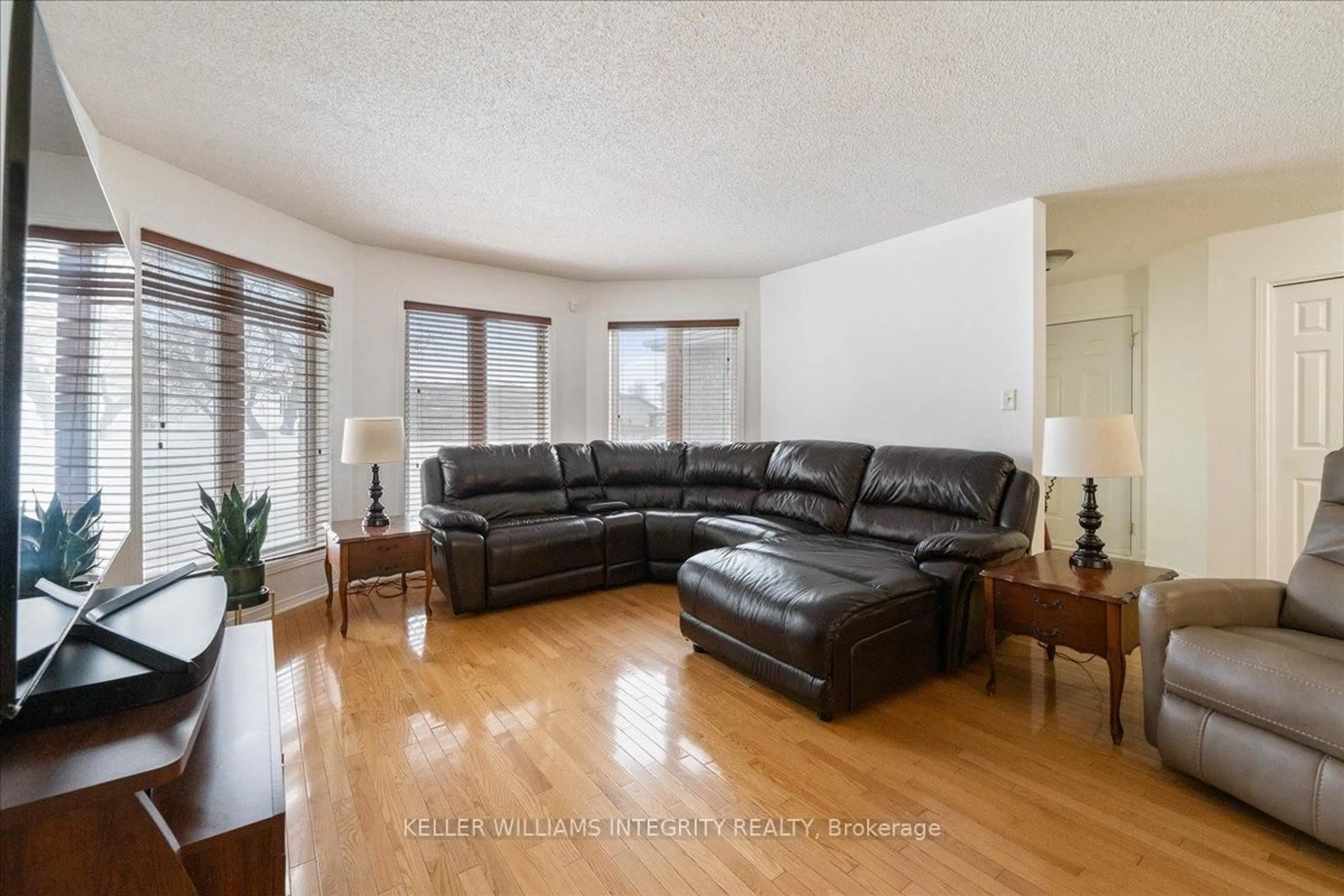 Living room with furniture, unknown for 515 POTVIN Ave, Clarence-Rockland Ontario K4K 1R5