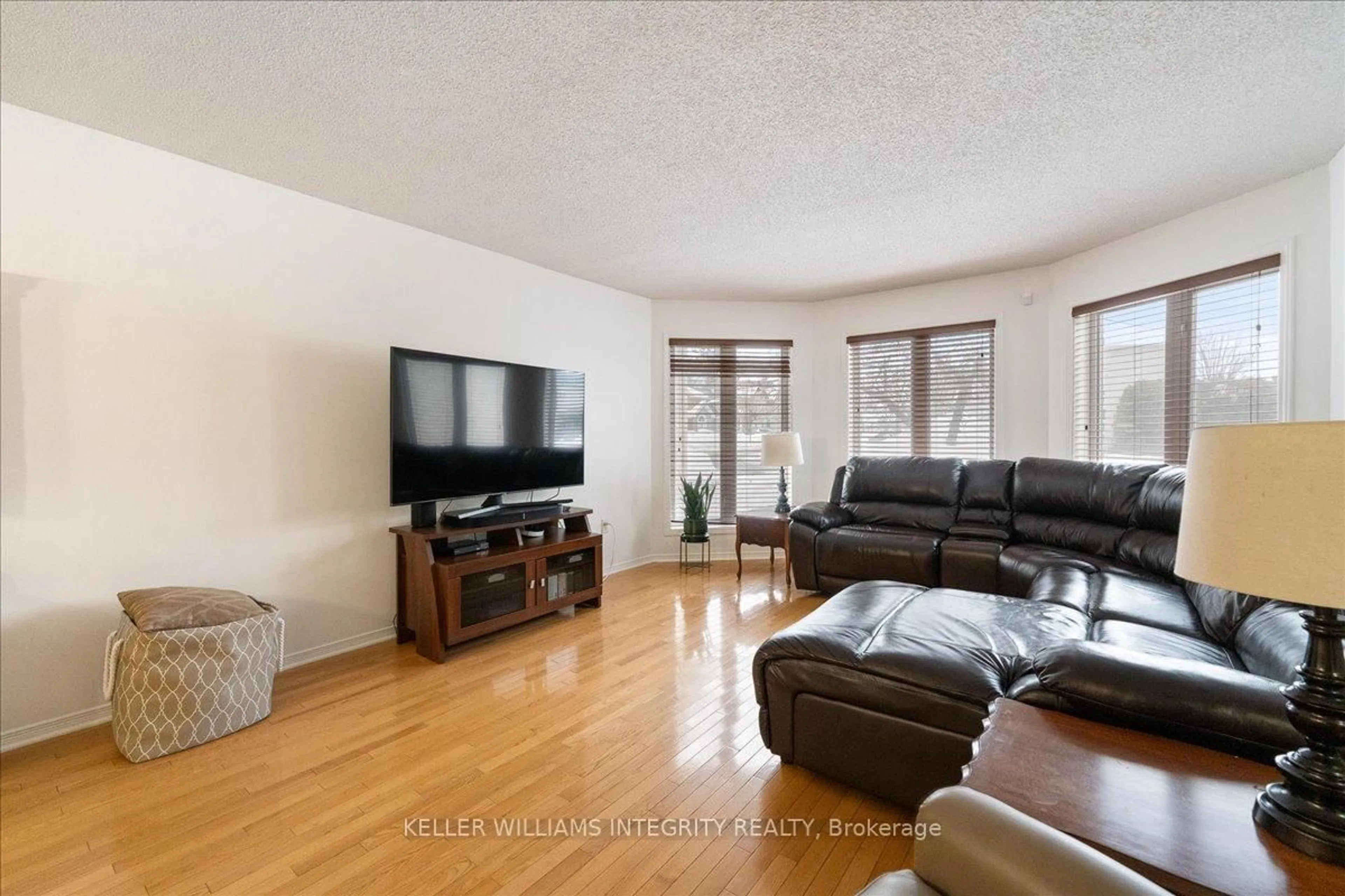 Living room with furniture, unknown for 515 POTVIN Ave, Clarence-Rockland Ontario K4K 1R5