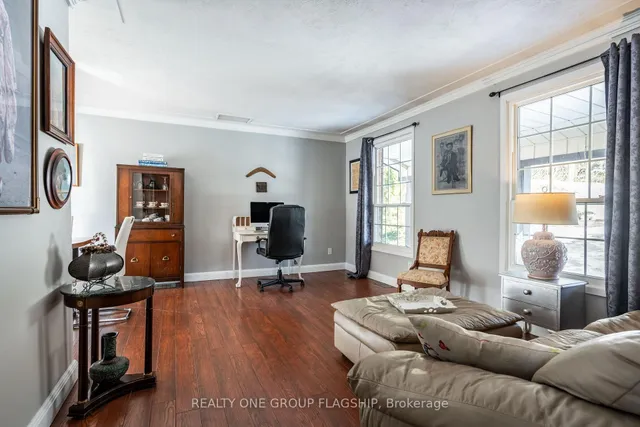 Additional property image - 1893 Centre Rd