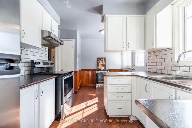 Additional property image - 1893 Centre Rd