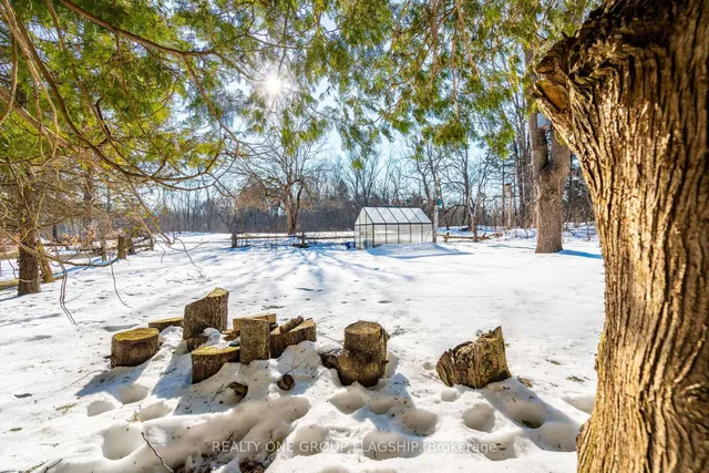 Additional property image - 1893 Centre Rd