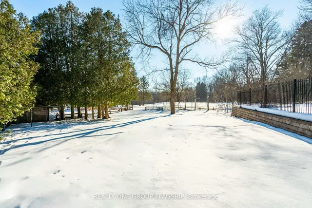 Additional property image - 1893 Centre Rd